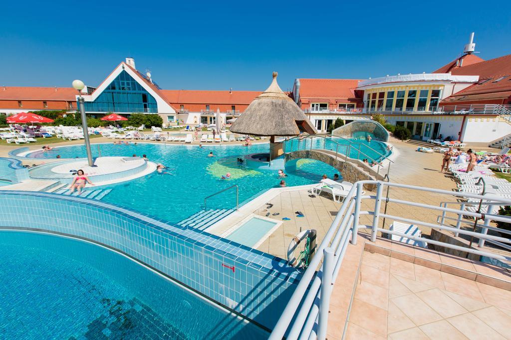Kehida Hertelendy Haz Hotel Kehidakustány Buitenkant foto