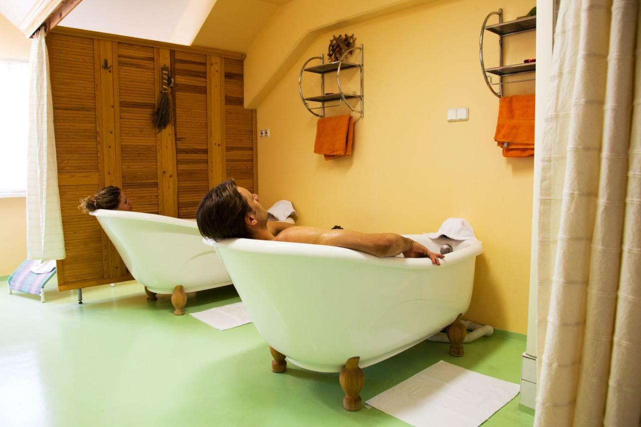 Kehida Hertelendy Haz Hotel Kehidakustány Buitenkant foto